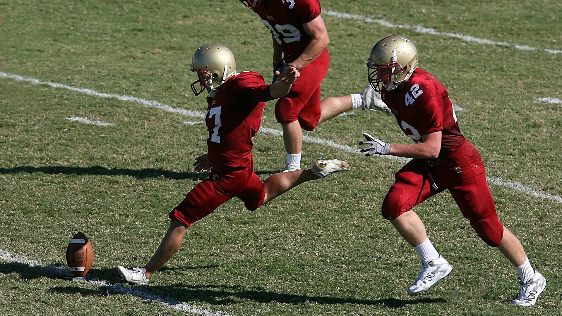 开云权威入口-【犯规警示】比赛中最容易忽视的犯规行为分析，犯规程度