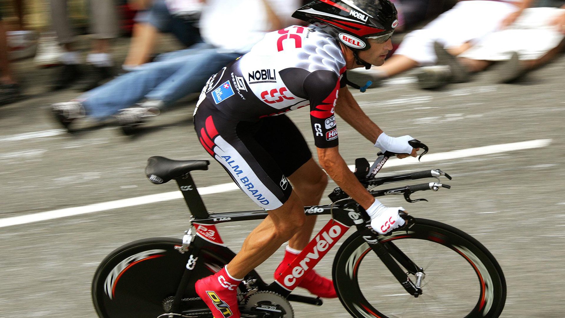 投篮技巧：专业解读最实用的投篮训练，投篮的基本动作教程